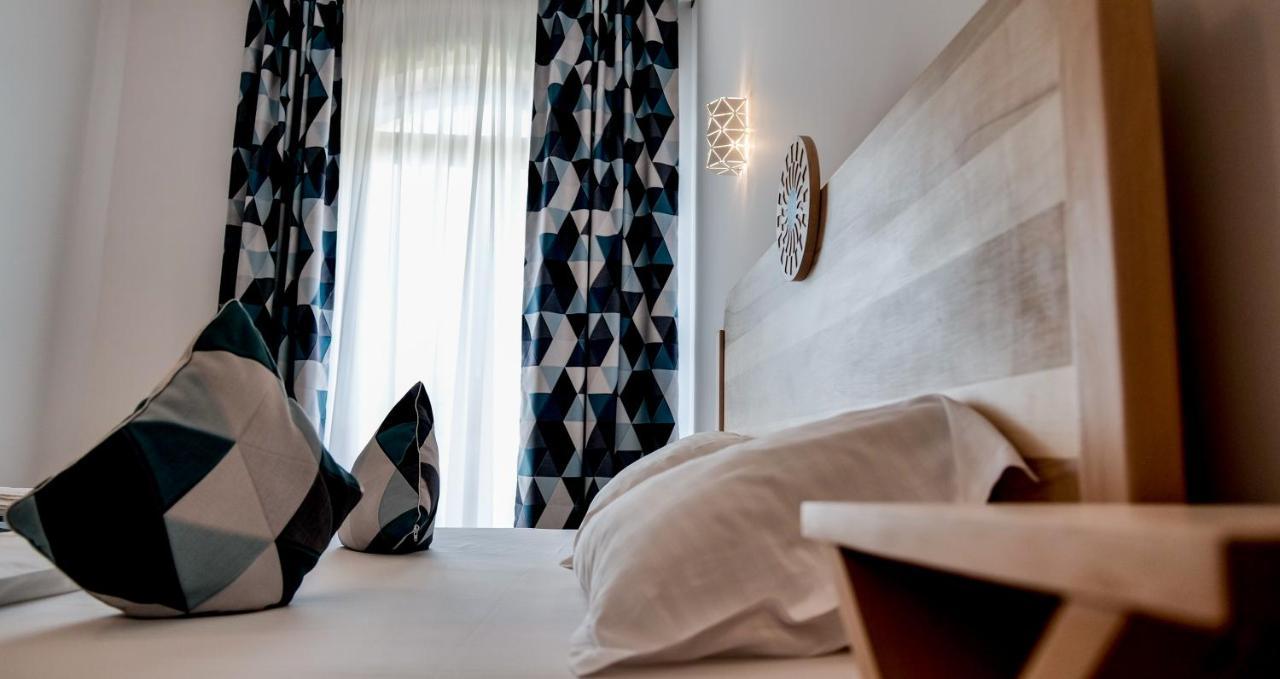 Conacul Olarilor Bed and Breakfast Baia de Fier Eksteriør billede